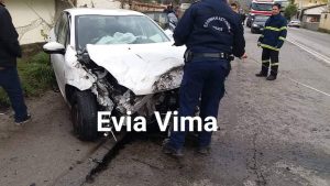 Σοβαρό Τροχαίο στο Αλιβέρι- Από θαύμα σώθηκε η οδηγός-ΦΩΤΟ