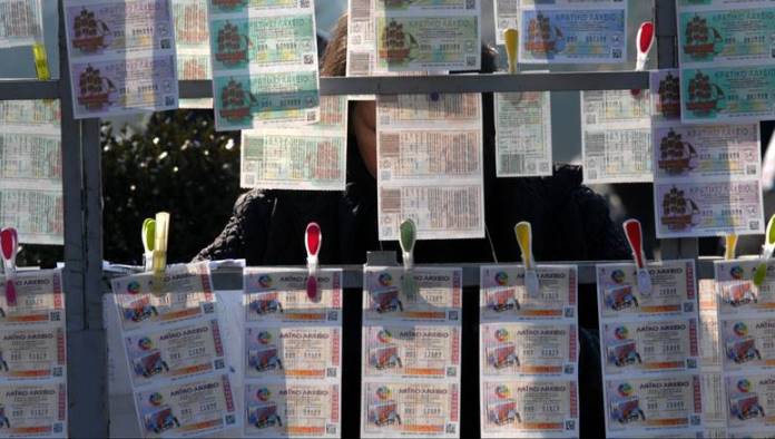 Χριστουγεννιάτικο Λαϊκό Λαχείο: O τυχερός αριθμός που κερδίζει τα 2 εκατ. ευρώ