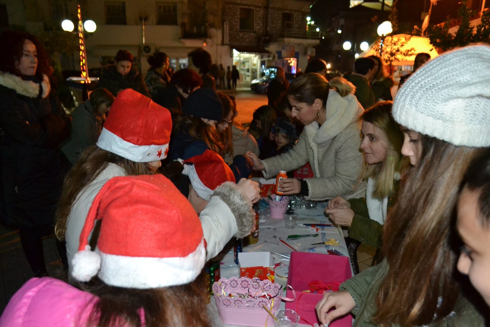 Ολοκληρώθηκε με επιτυχία η εκδήλωση του Χορευτικού Πολιτιστικού Συλλόγου Μαντουδίου ΄΄Μάκιστος΄΄