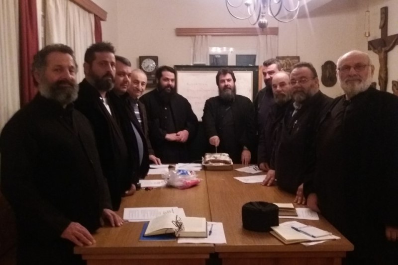 Το φροντιστήριο «Έλλην Λόγος» των κληρικών Β.Ευβοίας έκοψε τη βασιλόπιτα του
