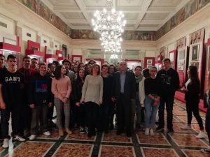 Επίσκεψη Λυκείου Ν. Αρτάκης στη Βουλή- Συνάντηση με Πρατσόλη