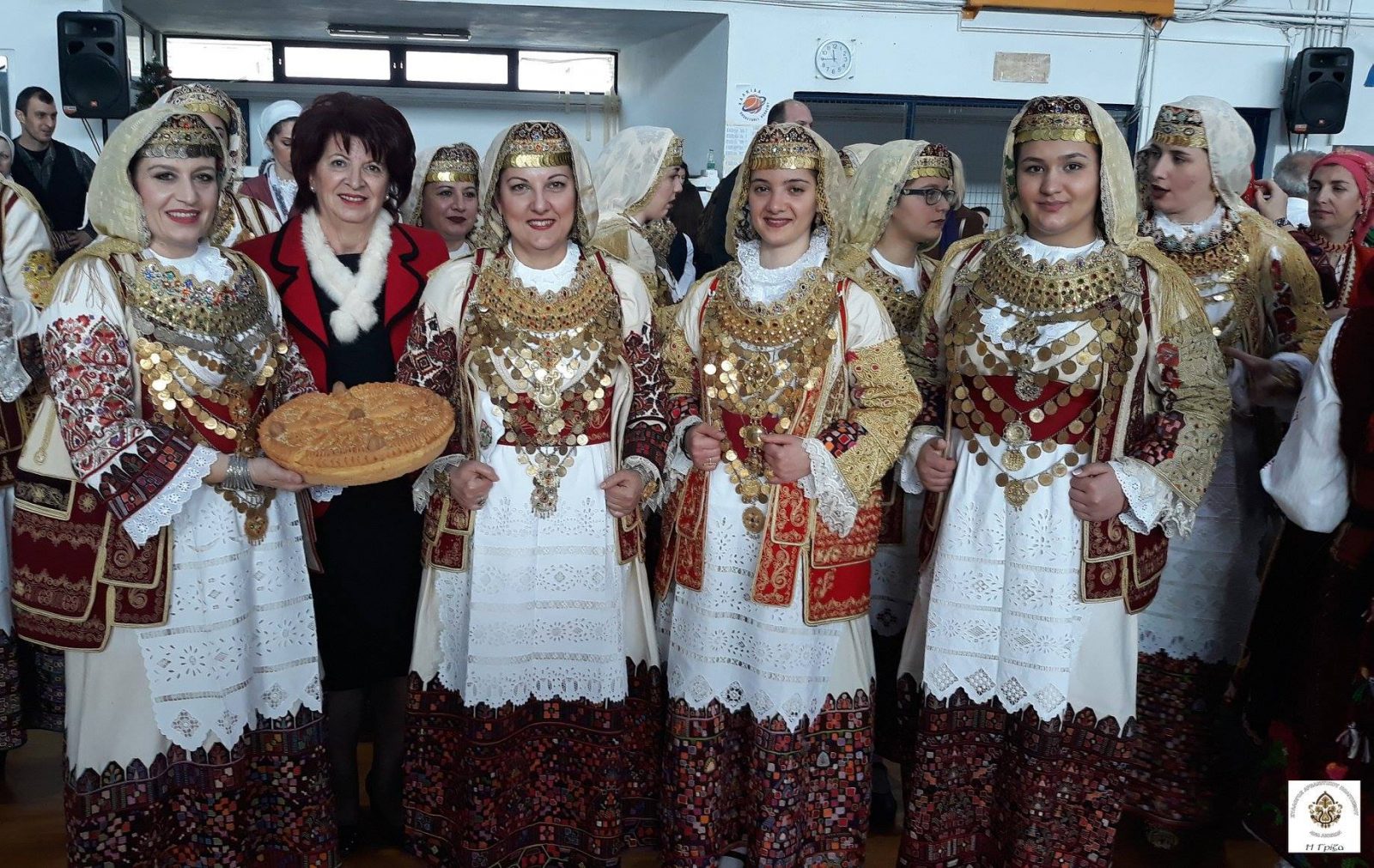 Ο Σύλλογος Αρβανίτικου Πολιτισμού Άνω Λιοσίων “Η ΓΡΙΖΑ” ευχαριστεί τους διοργανωτές για την επιτυχημένη εκδήλωση  στην Χαλκίδα