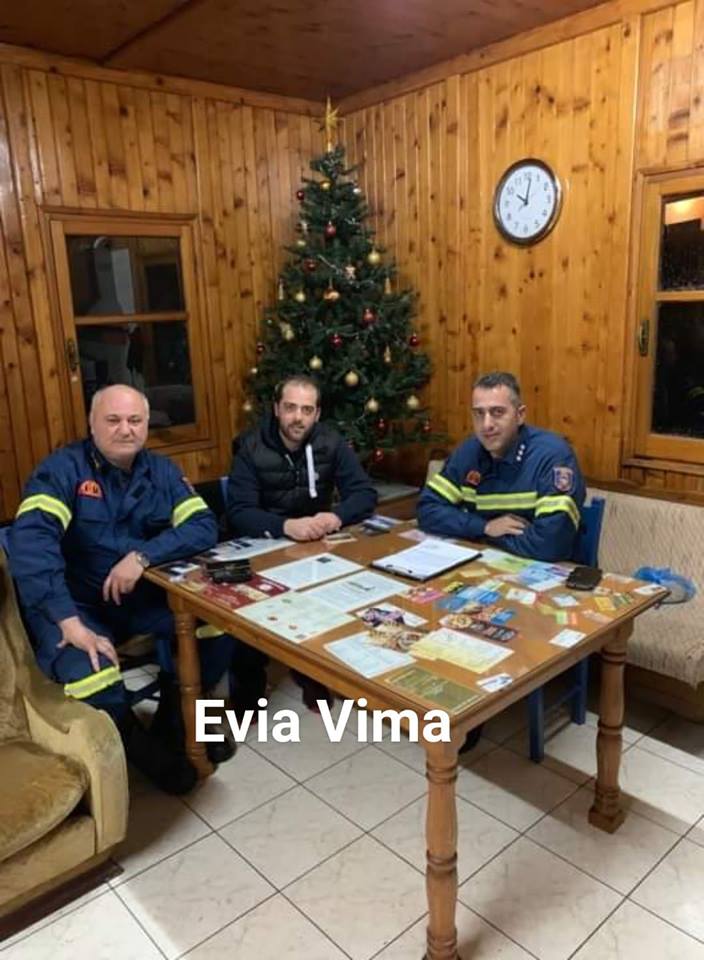 Στο Πυροσβεστικό κλιμάκιο Κύμης ο Θεοδώρου-Ενημερώθηκε για την κατάσταση του χιονιά στα τοπικά διαμερίσματα