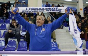 Με το Δήμο να δίνει το σύνθημα σήμερα στο ΣΕΦ οι Kymi Fans