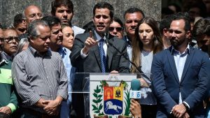 Γκουαϊδό σε ΣΚΑΪ: Ανησυχητική η στάση της Αθήνας- Τσίπρα έλα στη Βενεζουέλα