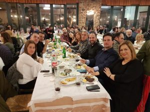 Πυκνώνει τις εμφανίσεις του