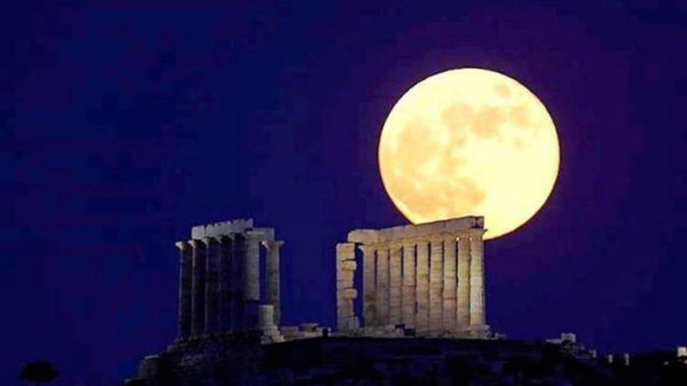 Υπερπανσέληνος και ολική έκλειψη σελήνης την Κυριακή
