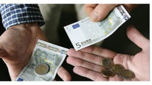 Έρχονται μειώσεις σε ΕΝΦΙΑ και φόρο επιχειρήσεων από το 2020