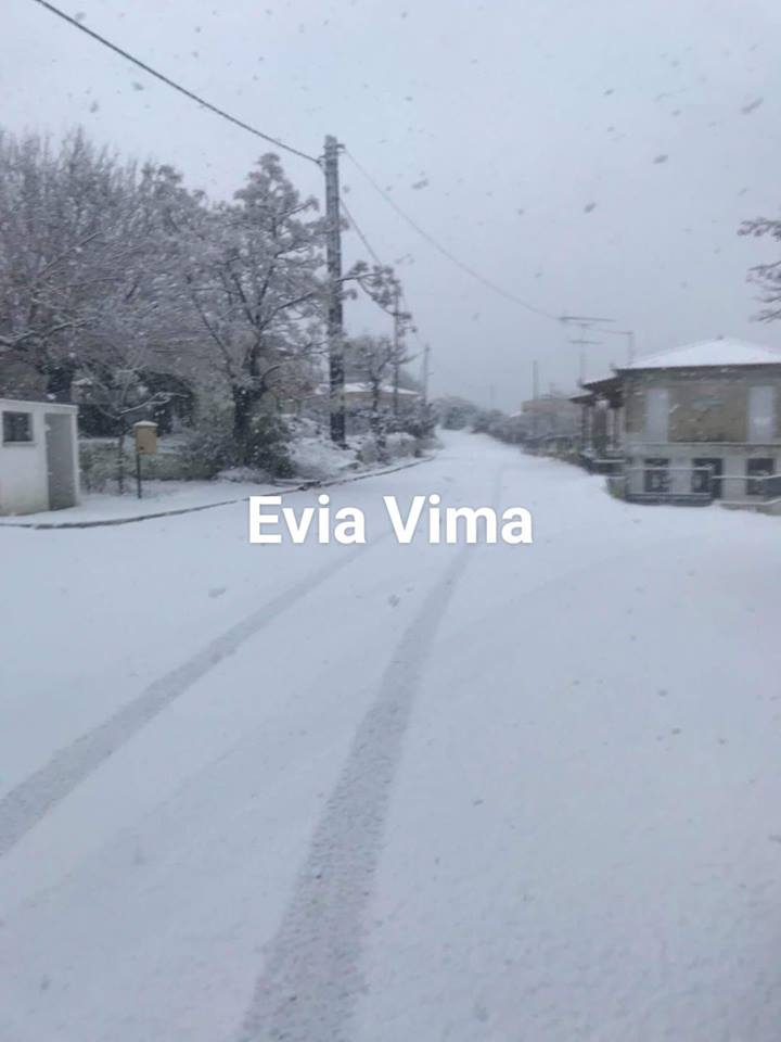 Αλμυροπόταμος-Το χιόνι σκέπασε τα πάντα-ΦΩΤΟ&ΒΙΝΤΕΟ