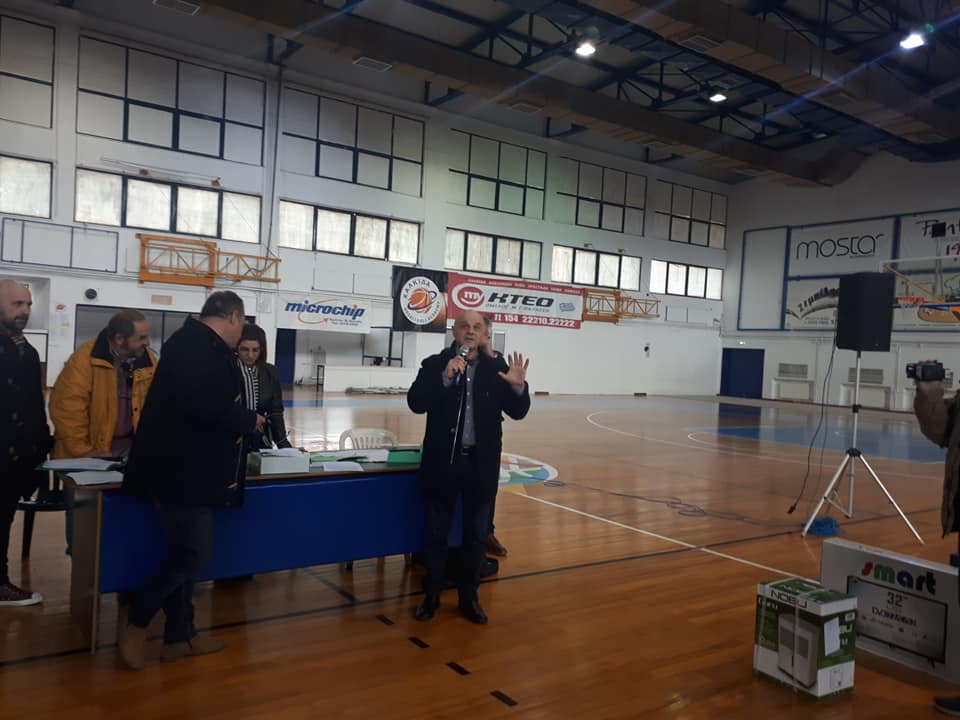 Δίπλα στους εργαζόμενους του Δήμου Χαλκιδέων ο Καθαροσπόρης