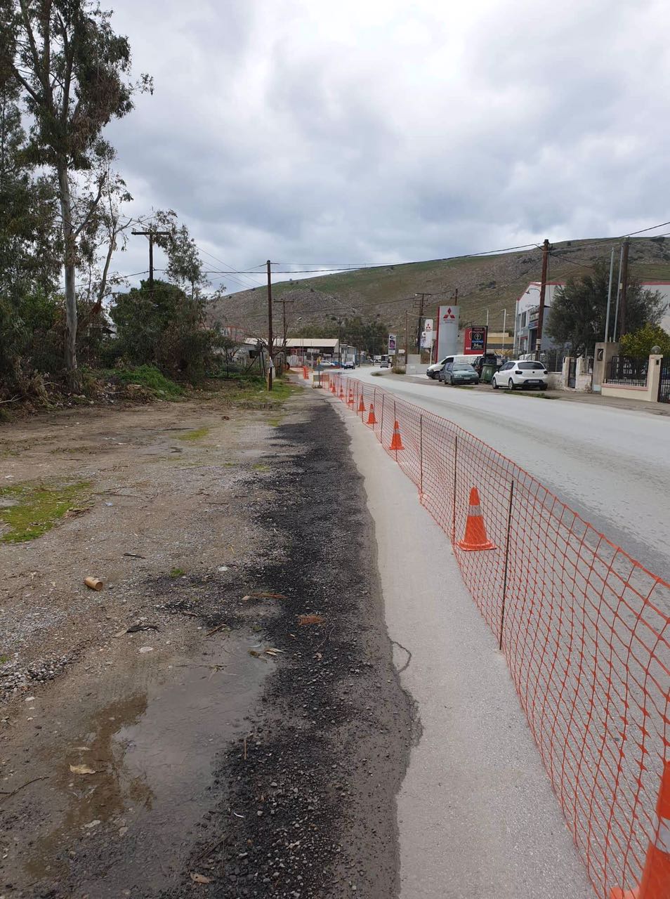 Κατασκευή πεζοδρομίων στην είσοδο της Ν. Λαμψάκου