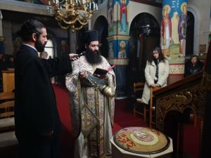 Αγρυπνία στην Ενορία του Αγίου Νικολάου Μπούρτζι