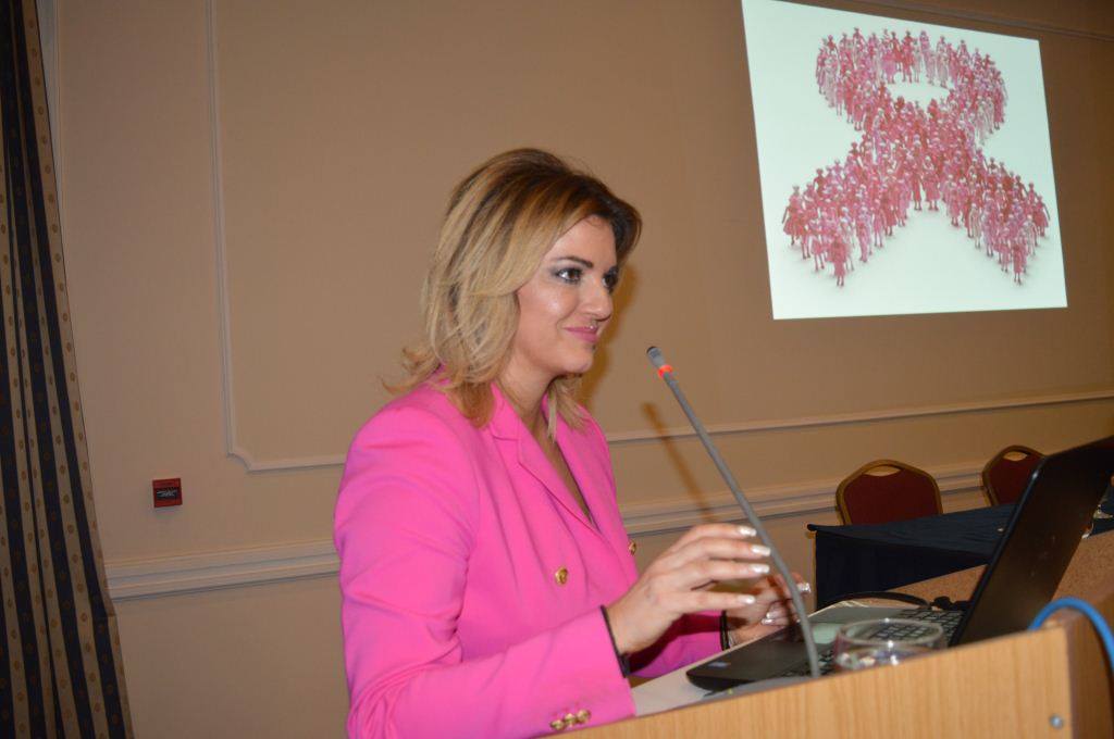 Λίνα Ευσταθίου-Η Νατάσα Παζαΐτη χάρισε δύναμη και αισιοδοξία στις γυναίκες του Δ. Ιστιαίας – Αιδηψού