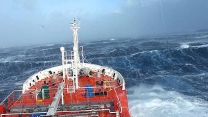 Ακυβέρνητο δεξαμενόπλοιο ανοιχτά της Αλοννήσου