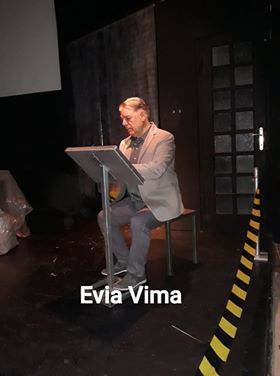 “Ο Ιατροδικαστής” Χάρης Σώζος στην προτελευταία παράσταση στη Χαλκίδα-ΦΩΤΟ