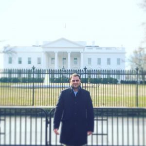Στο πρόγευμα με τον Πρόεδρο των ΗΠΑ και άλλους κυβερνητικούς αξιωματούχους ο Γιάννης Μανώλης