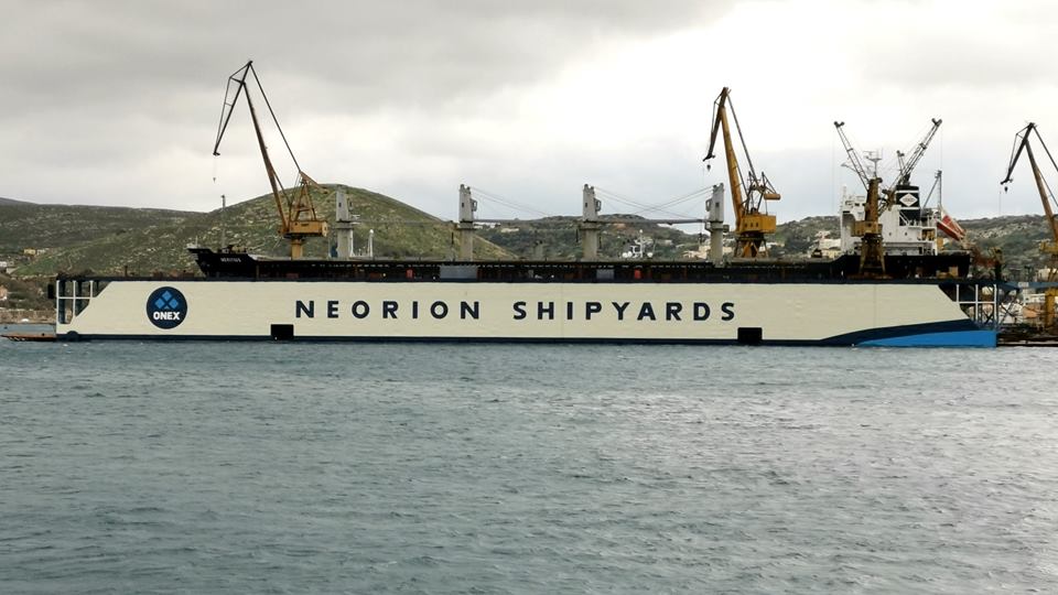 Αυτή είναι η ανακαινισμένη πλωτή δεξαμενή Panamax size των Ναυπηγείων Νεωρίου Σύρου «ΒΙΟΛΑΝΤΩ»