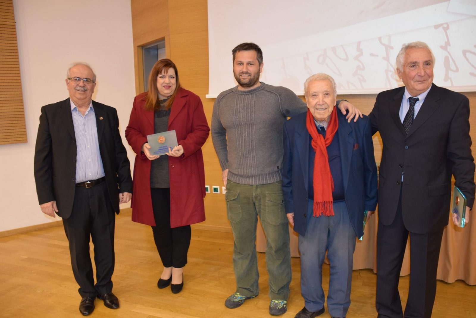 Παλιούς ορειβάτες της Χαλκίδας βράβευσε ο Δήμαρχος Χρήστος Παγώνης