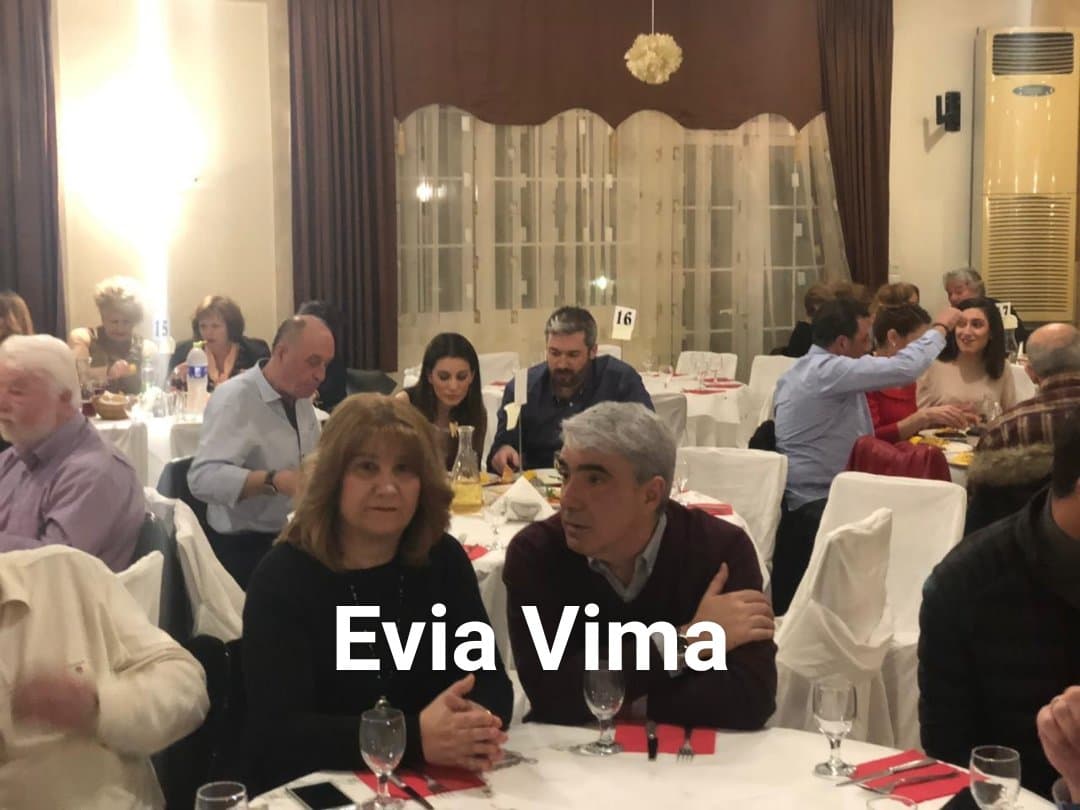 Δίπλα στους εμπόρους όπως πάντα ο Σίμος