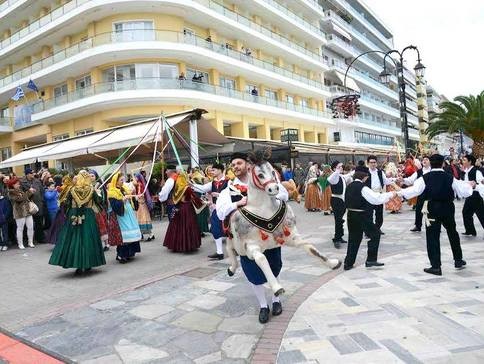 Τα Γαϊτανάκια του Ευρίπου-Χοροί και γλέντια στην παραλία της Χαλκίδας-ΒΙΝΤΕΟ