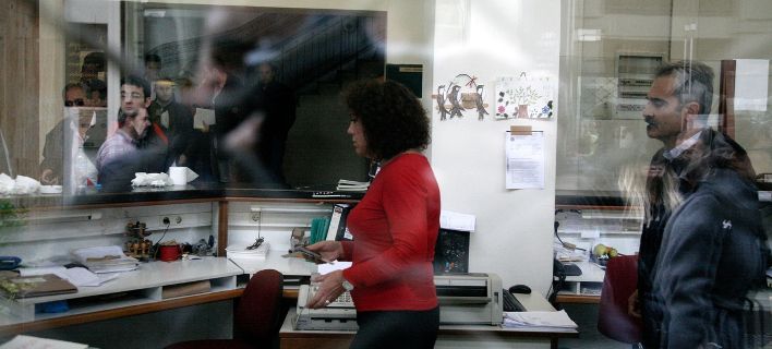 Τα πάνω κάτω στο Δημόσιο -Αλλαγές σε προϊσταμένους, άδειες και μετατάξεις