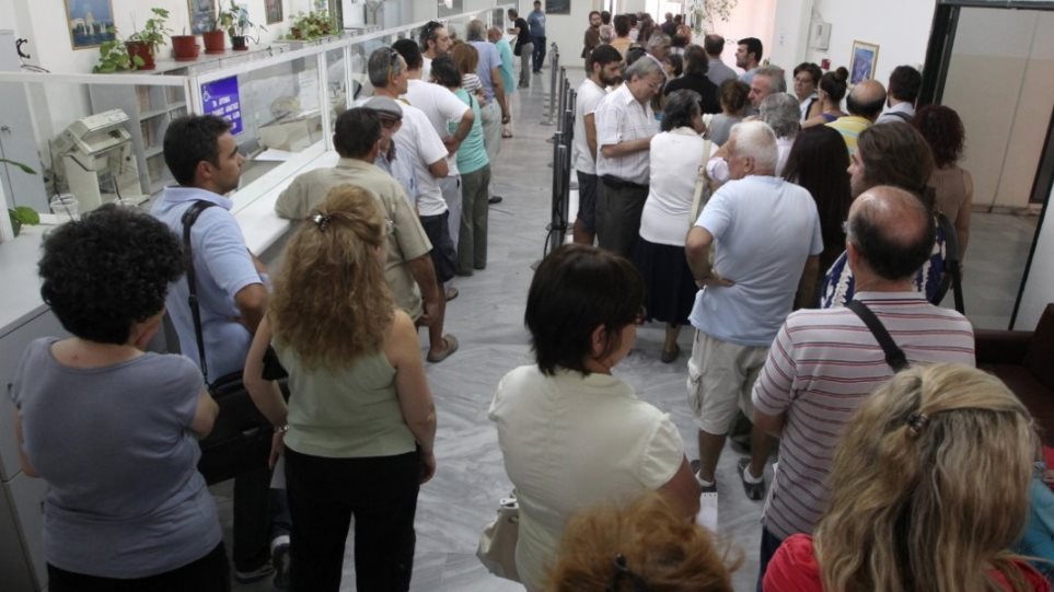 Ένα εκατομμύριο φορολογούμενοι πληρώνουν το 92% των φόρων