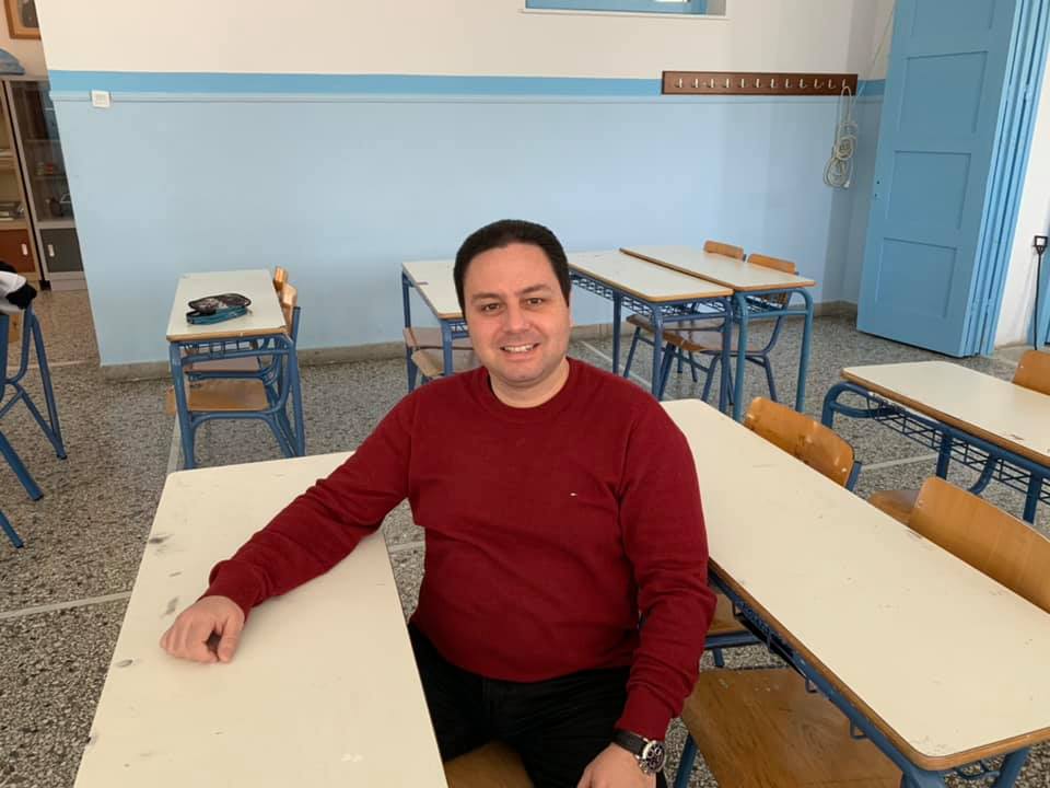 Στα θρανία και πάλι ο ιατρός Γιώργος Ζέρβας