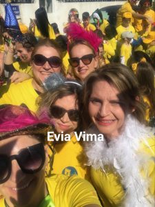 Αγαπά και στηρίζει τον τόπο της