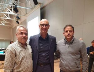 Τι κάνει στη Γερμανία ο Ευβοιώτης πρόεδρος της ΟΜΕ ΟΤΕ?