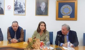 «Στην παράταξη της Κατερίνας Μπατζελή, ο Κώστας Σωτηρόπουλος» κατά την επίσκεψη της στη Βοιωτία»
