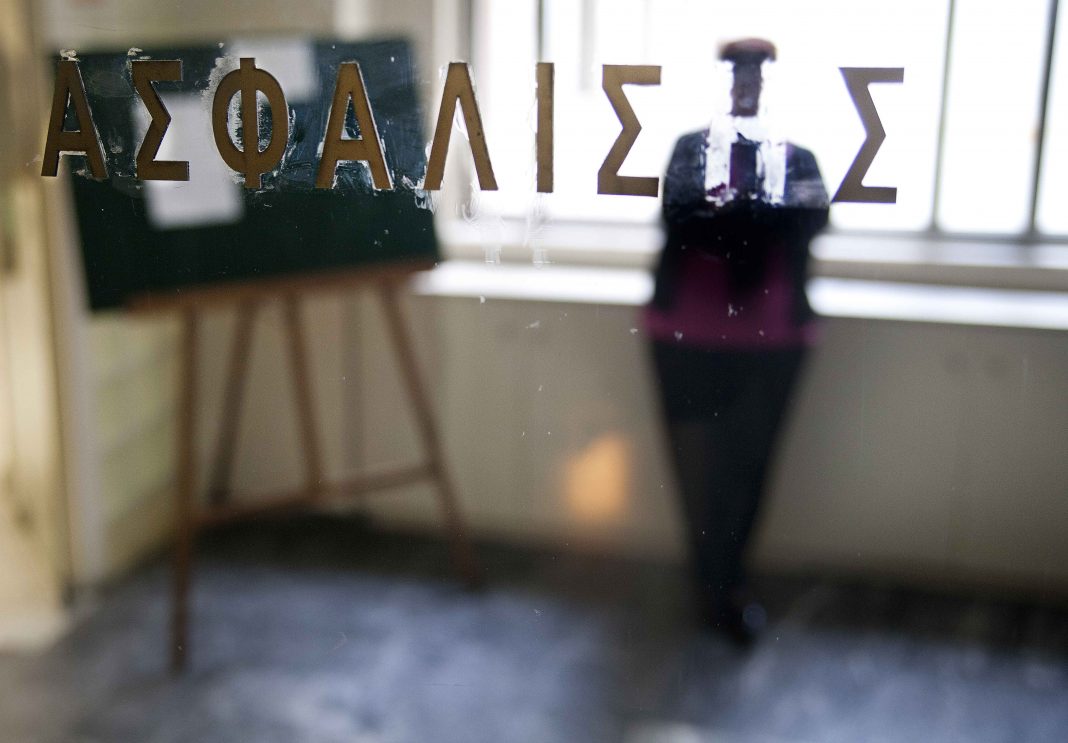 Ποιοι βγαίνουν τώρα σε σύνταξη από τα 58 -Οι «πόρτες» εξόδου