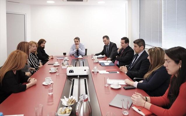 Μητσοτάκης: Θα επαναφέρω τις συντάξεις χηρείας