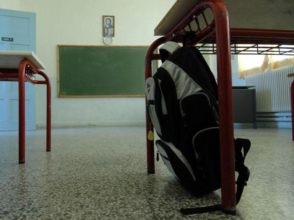 Σχολεία: Στις 9 θα χτυπά το κουδούνι από το νέο έτος -Τι αποφασίζει η επιτροπή
