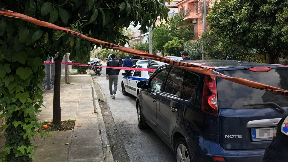 ΣΟΚ στο Χαλάνδρι από την οικογενειακή τραγωδία-Τι οδήγησε τον 27χρονο να σκοτώσει τον 4χρονο γιο του και να αυτοκτονήσει
