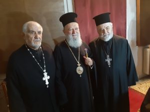 Ο Μητροπολίτης Χαλκίδος στην Ενορία Μακρυκάπας για την Ακολουθία του Νυμφίου