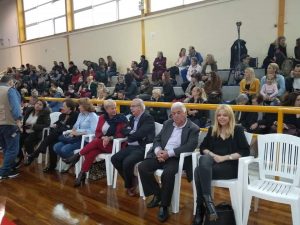 Καλωσόρισε την Άνοιξη μαζί με τα παιδιά η Δαριβέρη Καλωσόρισε την Άνοιξη μαζί με τα παιδιά η Δαριβέρη