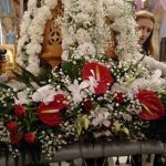 Δήμαρχος της Εύβοιας σήκωσε τον επιτάφιο