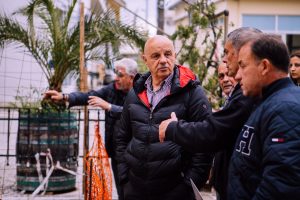 Βασίλης Καθαροσπόρης: « Στα Φύλλα συντελέστηκε ένα ιστορικό έγκλημα εις βάρος της οικείας του ναυάρχου Μιαούλη»