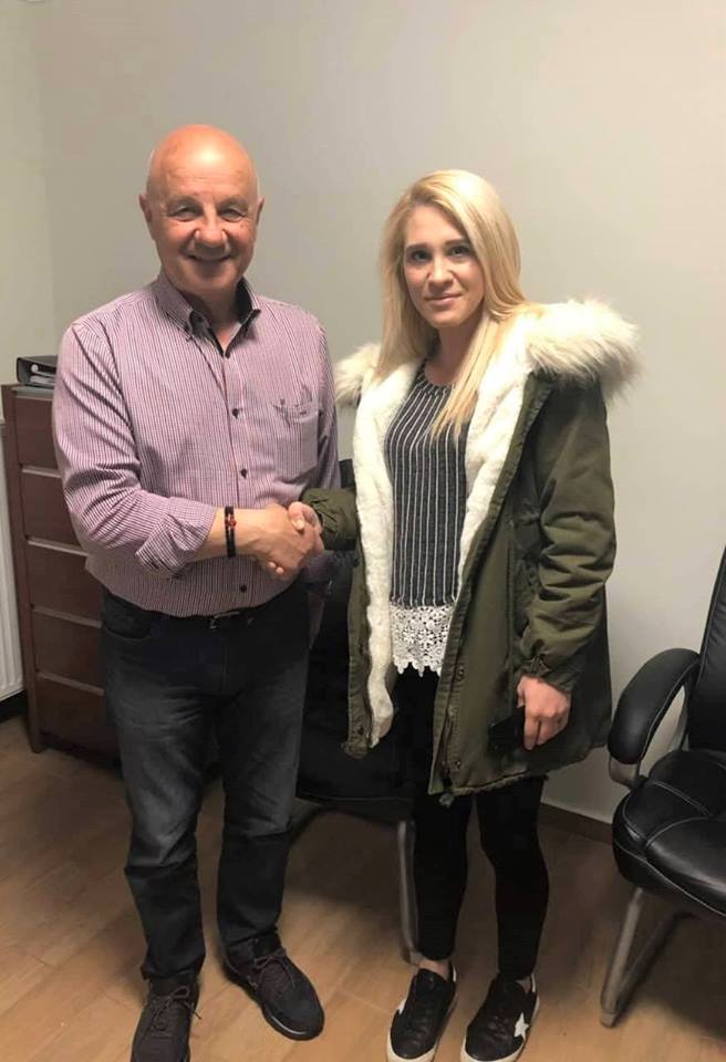 Υποψήφια με το συνδυασμό ΛΥΣΗ ΤΩΡΑ η Καραδήμου Νεκταρία