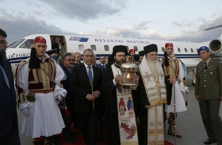 Άγιο Φως: Την 1η Απριλίου η απόφαση για το αν θα γίνει η Τελετή