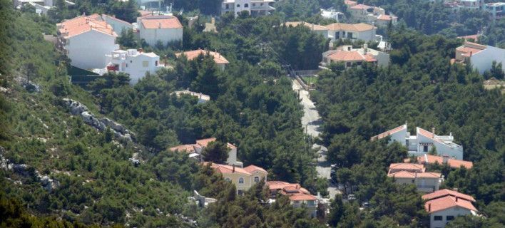 ΣτΕ για τα αυθαίρετα -Αντισυνταγματικός νόμος του 2016 που τα εξαιρούσε από τους δασικούς χάρτες