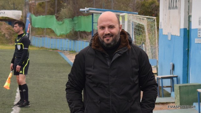 Εκτός από τα γήπεδα αποφάσισε να παίξει μπάλα και στην τοπική αυτοδιοίκηση