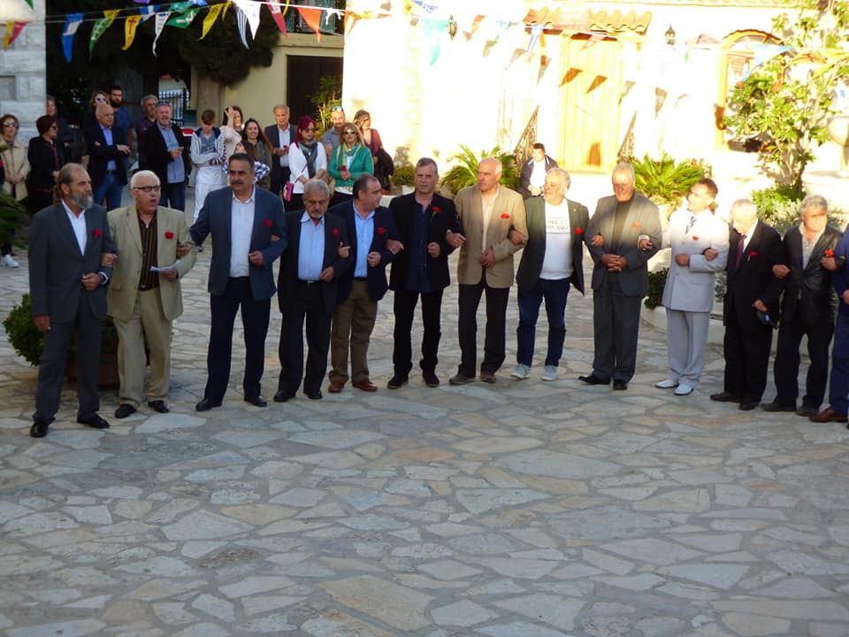 Χόρεψαν και φέτος την Καμάρα στο Αλιβέρι-ΦΩΤΟ