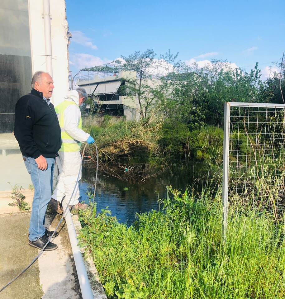 Ξεκίνησε ο ψεκασμός για τα κουνούπια στη Ν.Αρτάκη-ΦΩΤΟ