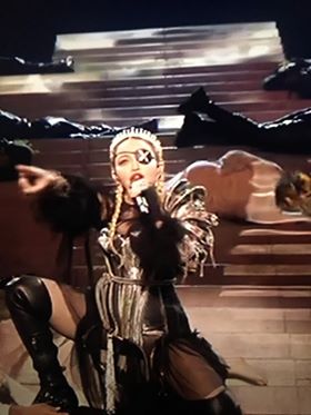 Μάγεψε η Βασίλισσα της Pop στη Eurovision-Madonna και Like a player-ΒΙΝΤΕΟ