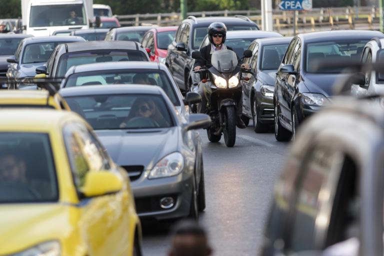Δίπλωμα οδήγησης:Περίπου 1.000 ευρώ θα πρέπει να δίνουν οι υποψήφιοι