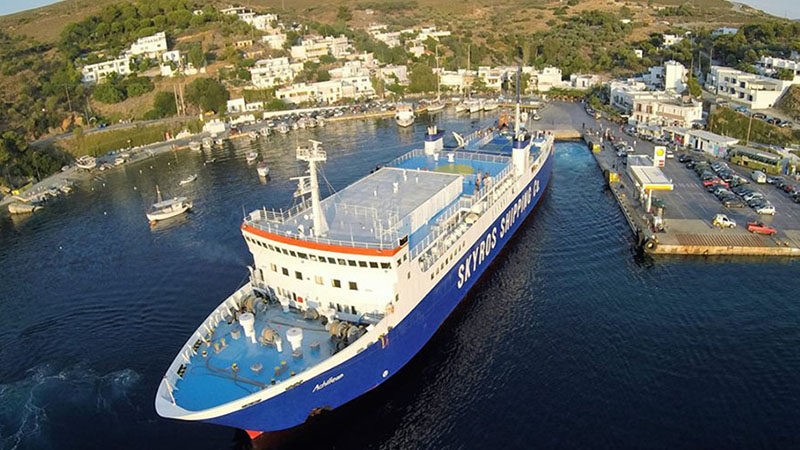 Γαλάζια Σημαία πήρε το λιμάνι της Σκύρου για το 2019