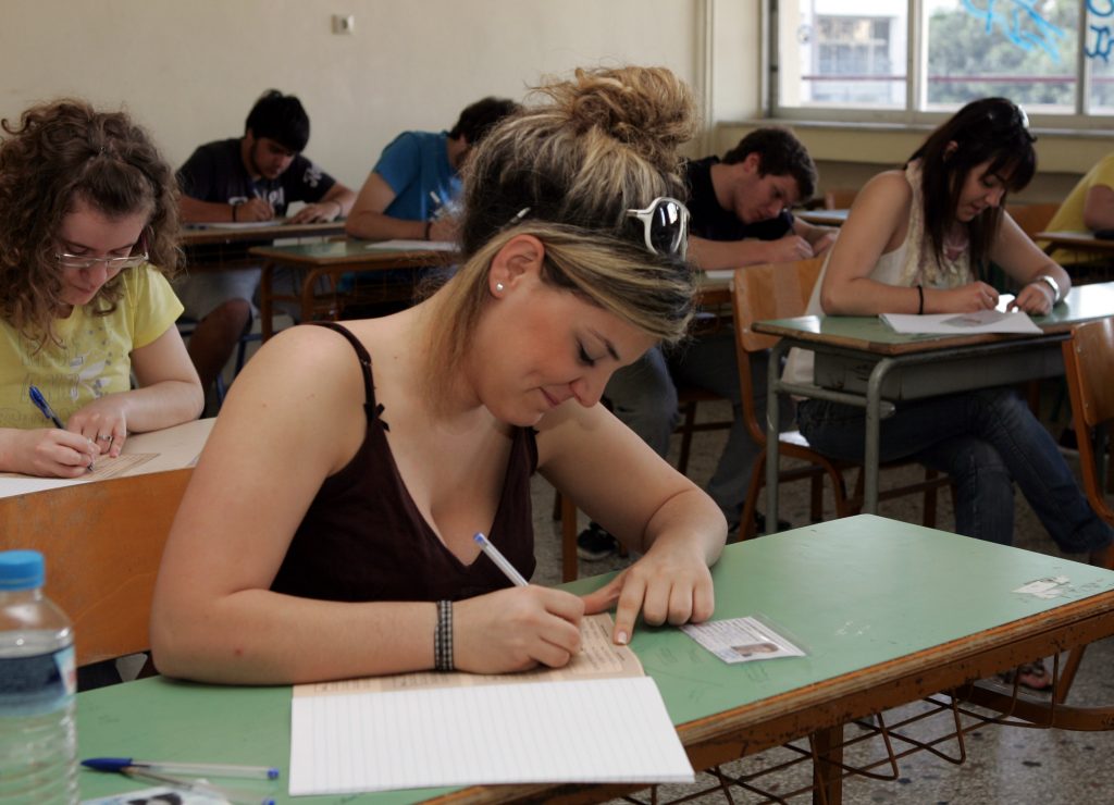 Πανελλαδικές -Eισακτέοι: Αυξημένοι κατά 3.643 -Αναλυτικά ανά σχολή