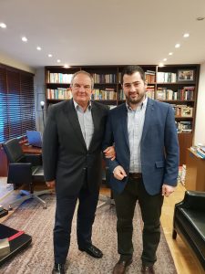 Ο Κώστας Καραμανλής δίπλα στο Φάνη Σπανό