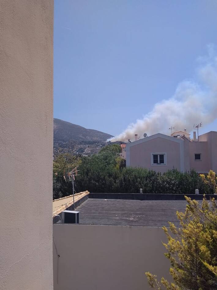 Συναγερμός- Εκκενώνονται σπίτια στο Λαγονήσι